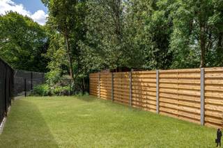 Volledig gerenoveerde woning in hartje Turnhout, op wandelafstand van de Grote Markt en de winkelstraten. De woning is voorzien van 3...
