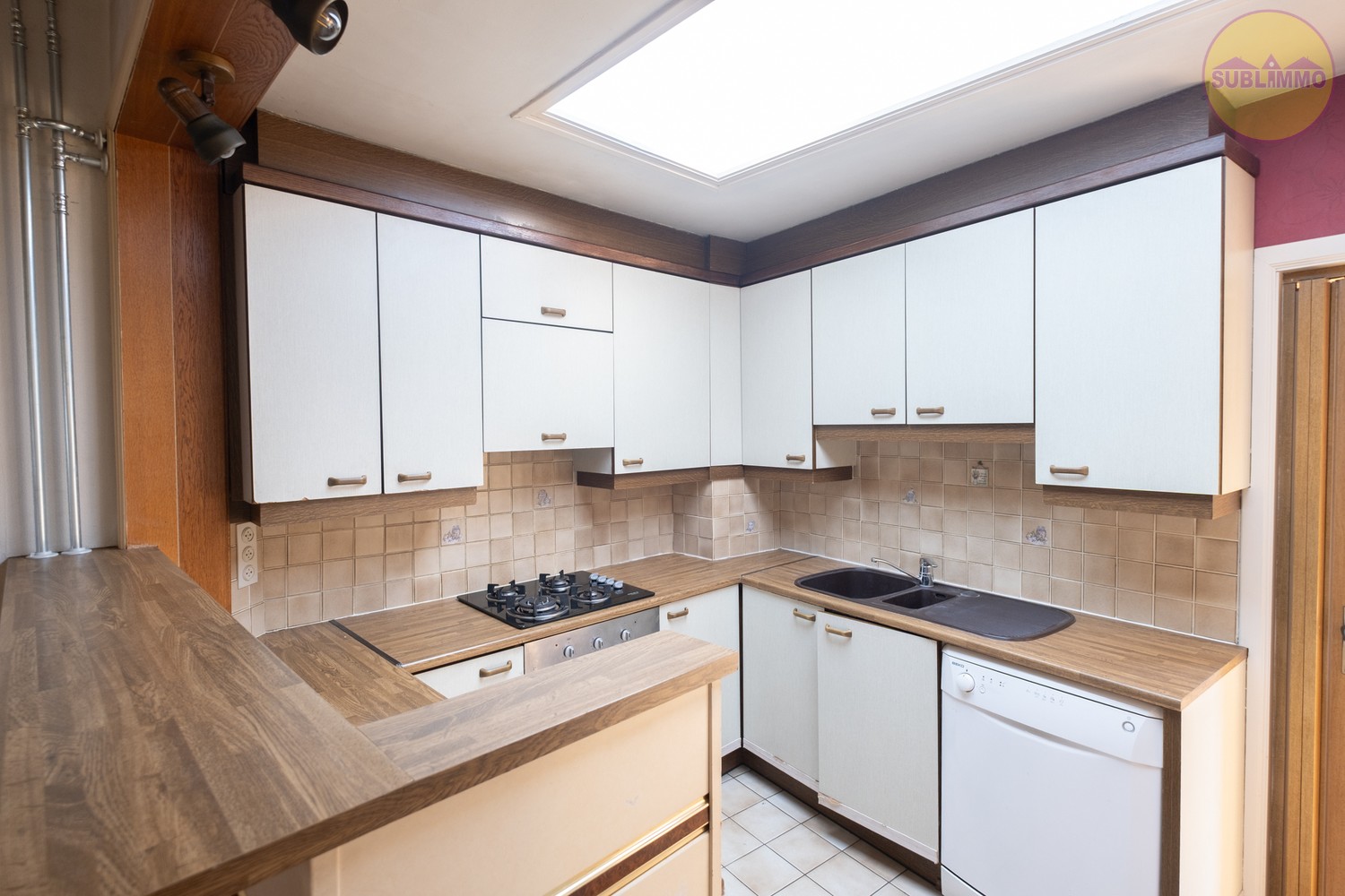 Charmante woning met 4 slaapkamers op 348 m² in het centrum van Meerhout. - foto 5