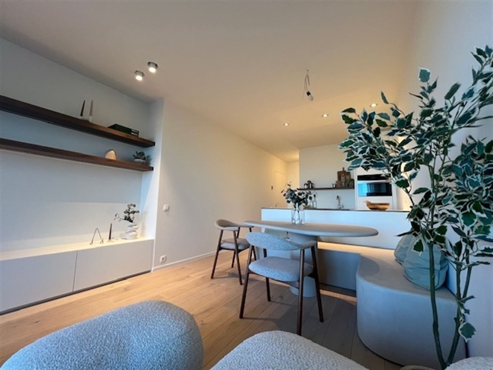 Mooi gelijkvloers appartement met 1 slaapkamer, terras vooraan, terras achteraan - foto 4