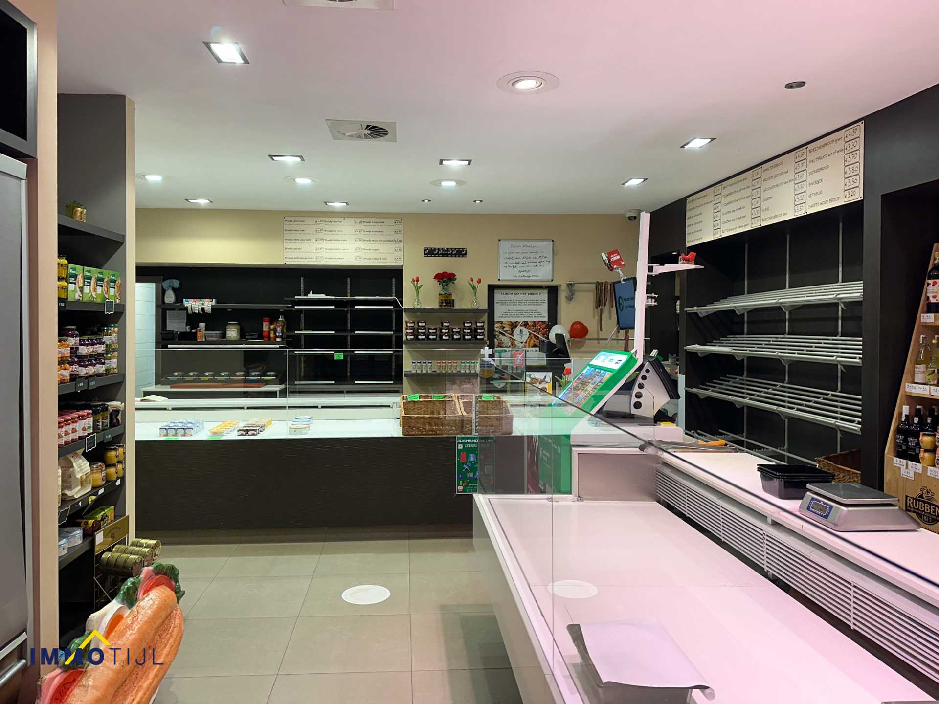 Handelsgelijkvloers op zichtbare locatie te Oudegem! - foto 5