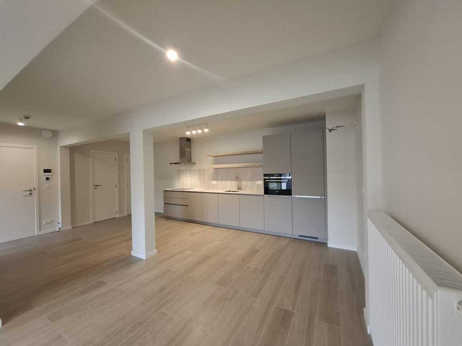 Apartment for rent in Antwerp with 3 bedrooms - photo 3