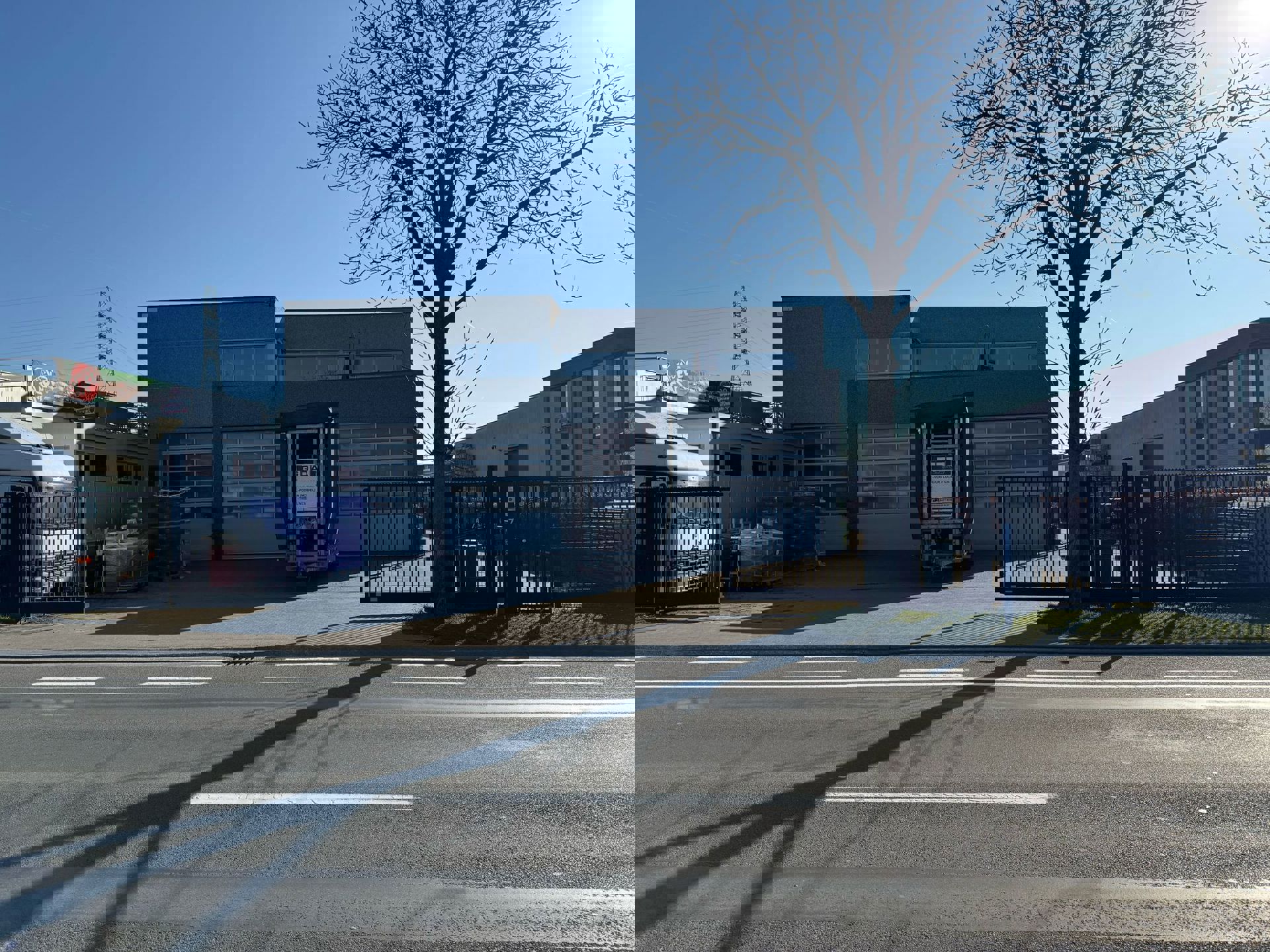 Magazijn mét ruimte buitenopslag te huur in Aalst - foto 1