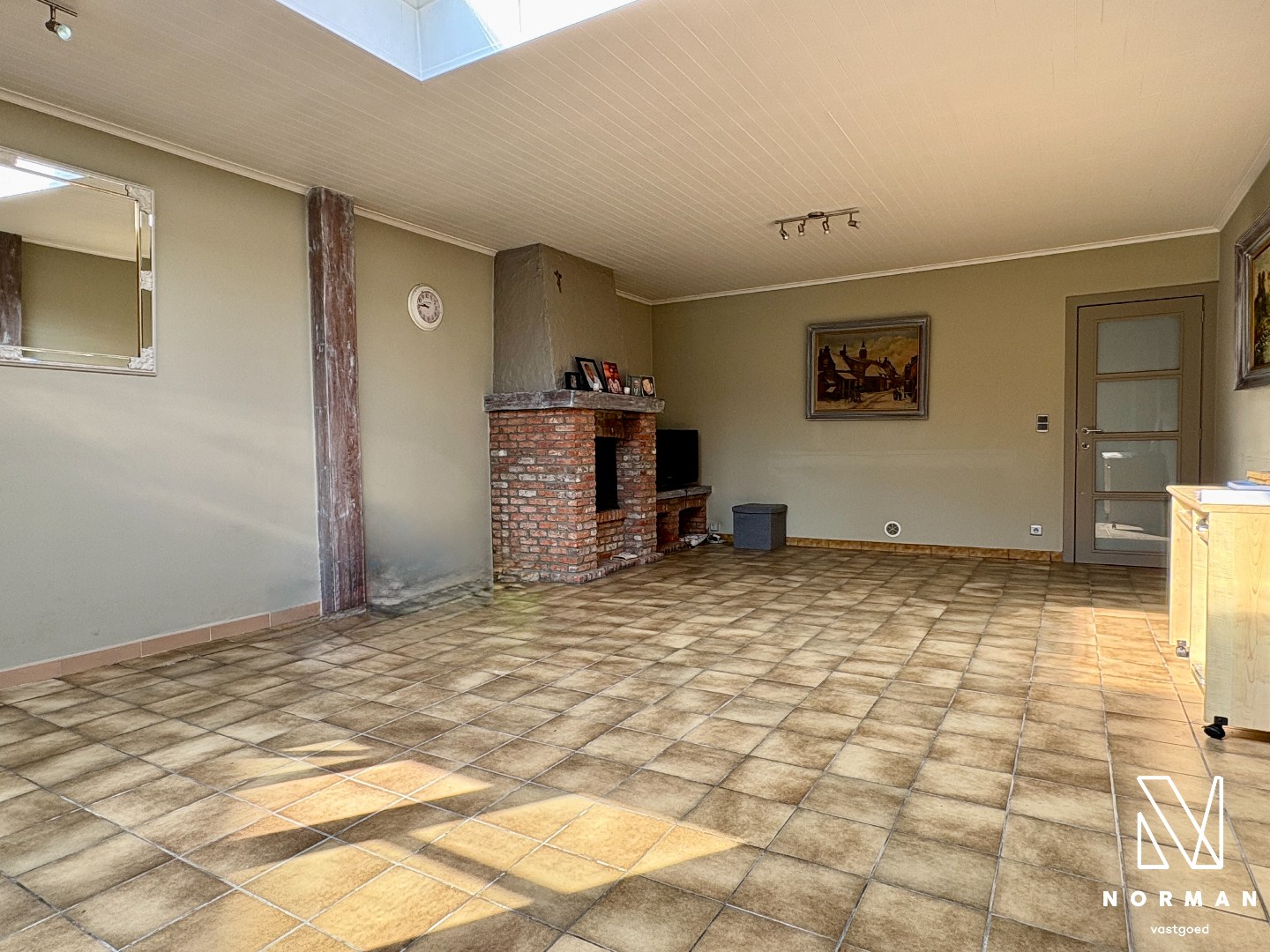 Gezinswoning met 4 slaapkamers, garage én tuin te koop in centrum Kuurne! - foto 5