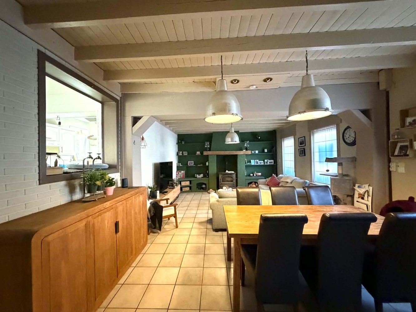 Veelzijdige woning met 3 slaapkamers, ruime bijgebouwen en werkplaats te Okegem - foto 4