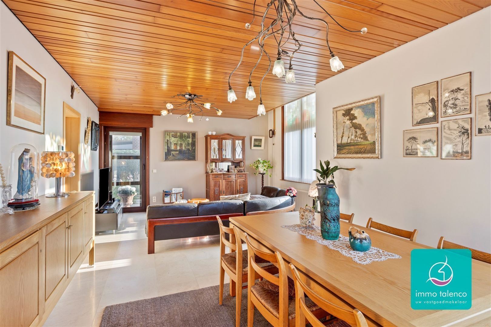 Alleenstaande VILLA - 4 SLPKS - 4 are 10 ca - Tuin - Garage  - foto 4