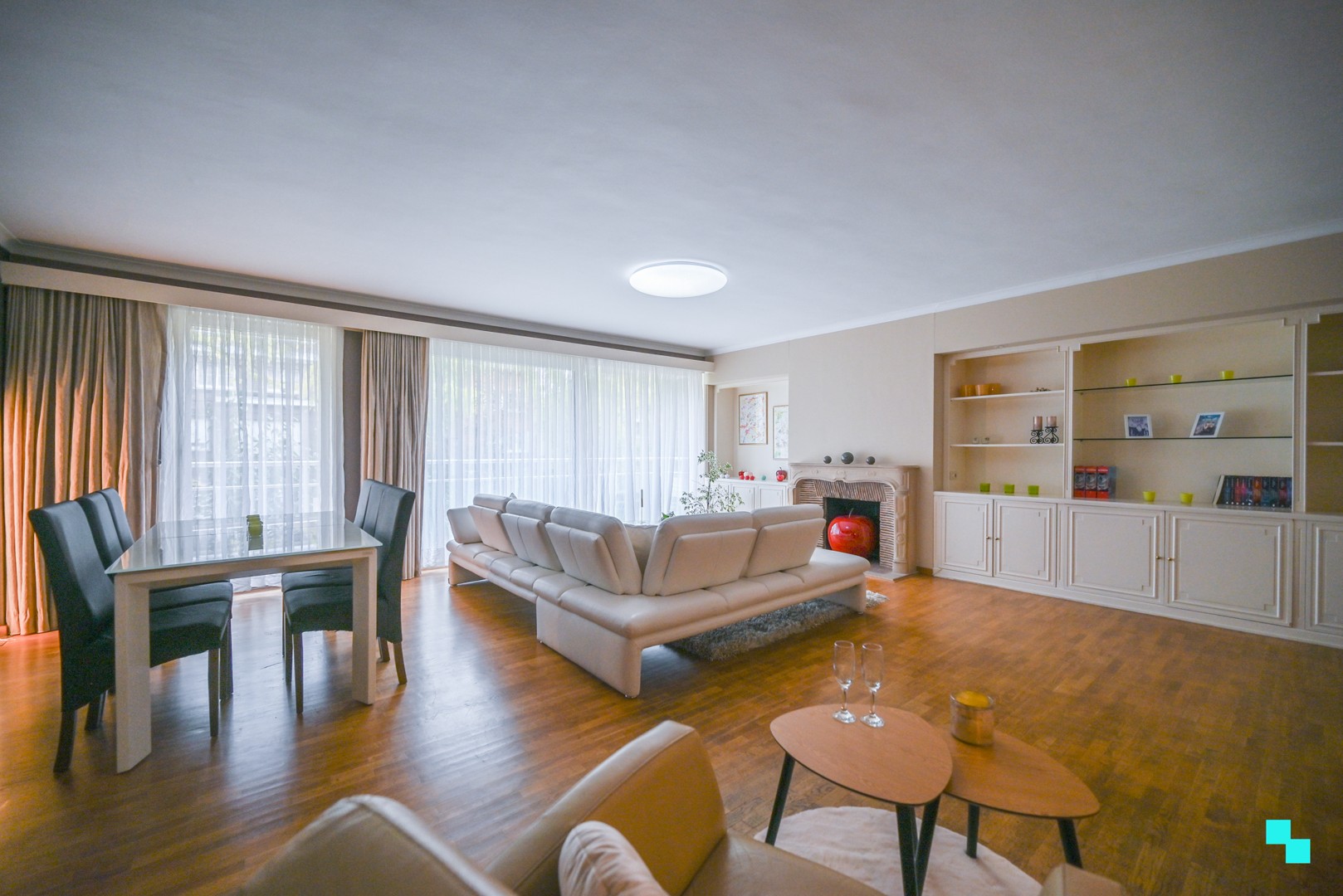 Ruim en praktisch appartement in residentiële laan in Kortrijk! - foto 4