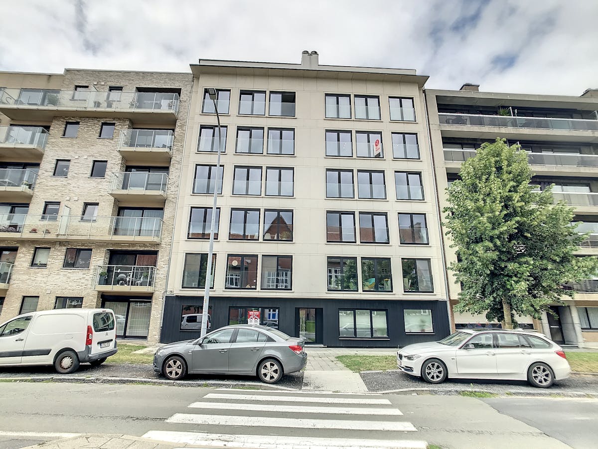 Apartment with terrace and garage for rent in Ypres - photo 1