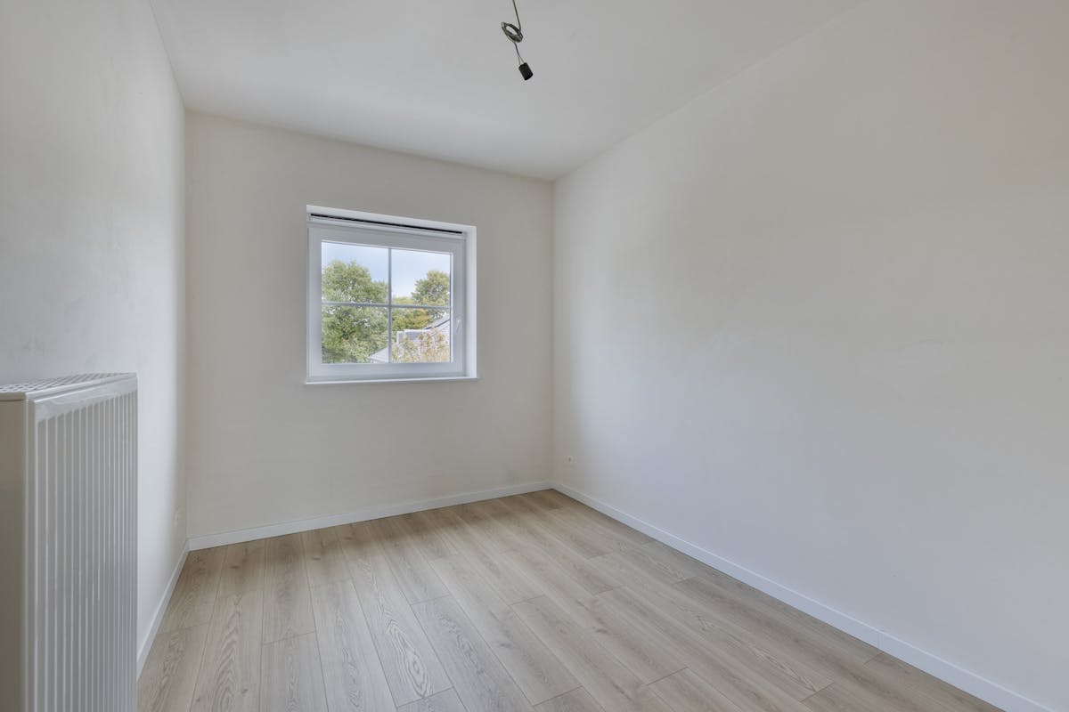 Instapklaar huis met 3 slaapkamers en carport in Izegem! - foto 5