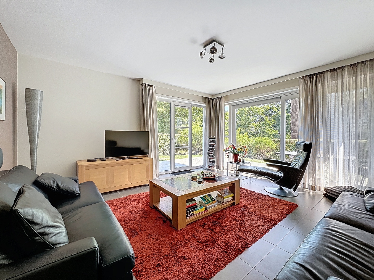 Prachtig appartement nabij het centrum van Sint-Idesbald. - foto 1