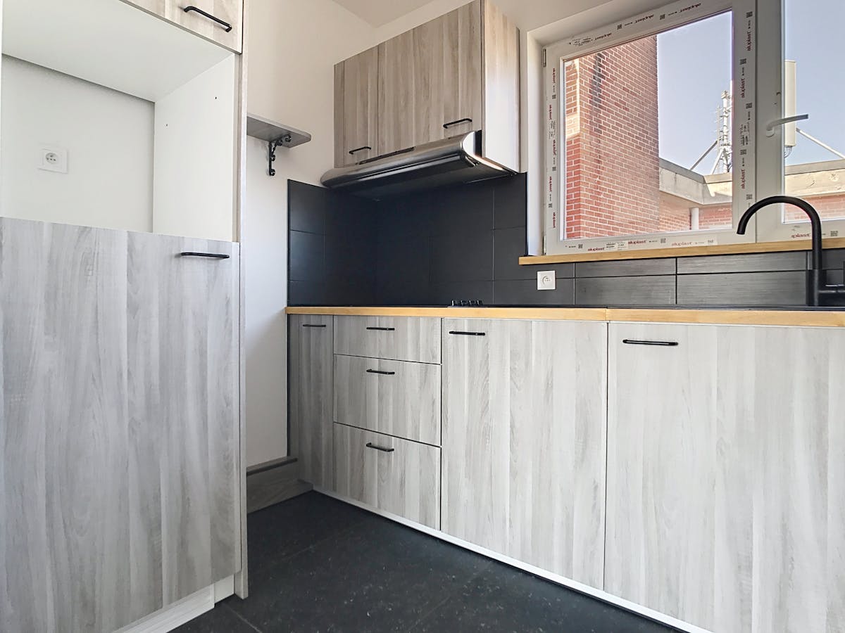 Appartement rénové d'une chambre à vendre à Anvers - photo 5