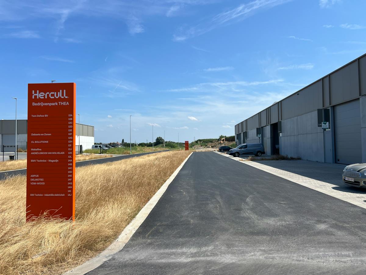 Unité PME récemment construite à vendre à Tielt sur environ 240 m² - photo 5