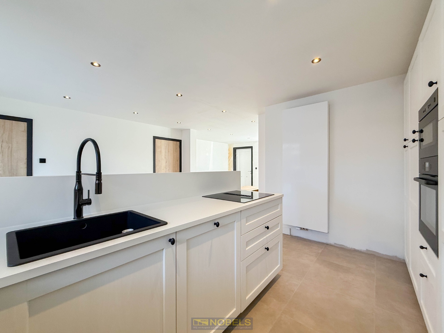 Te koop, recent gerenoveerde woning gelegen aan de rand van Zottegem - foto 4