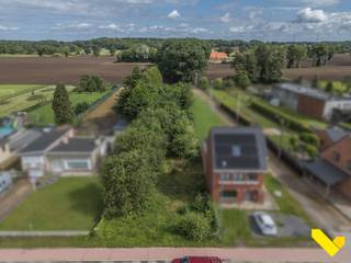 De grond is gelegen te Tessenderlo.Het is een rustige plek met een mix van landelijke en residentiële gebieden en vlakbij voorzieningen zoals...