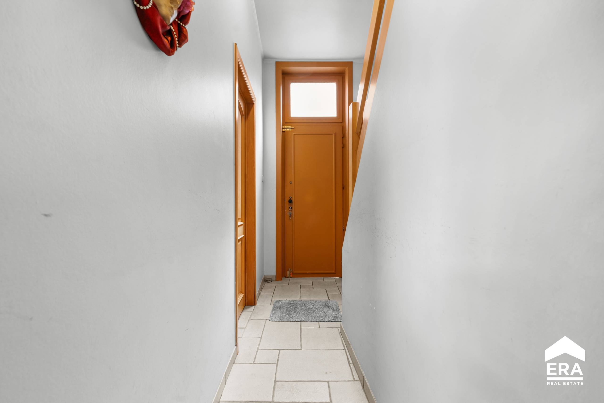 Woning met 4slpk en stadskoer in centrum Ieper - foto 4