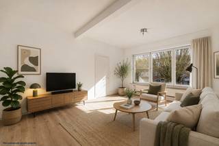 In een rustige wijk, op de grens Wilrijk – Berchem, vinden we dit gezellige appartement terug op de eerste verdieping van een kleinschalig gebouw...