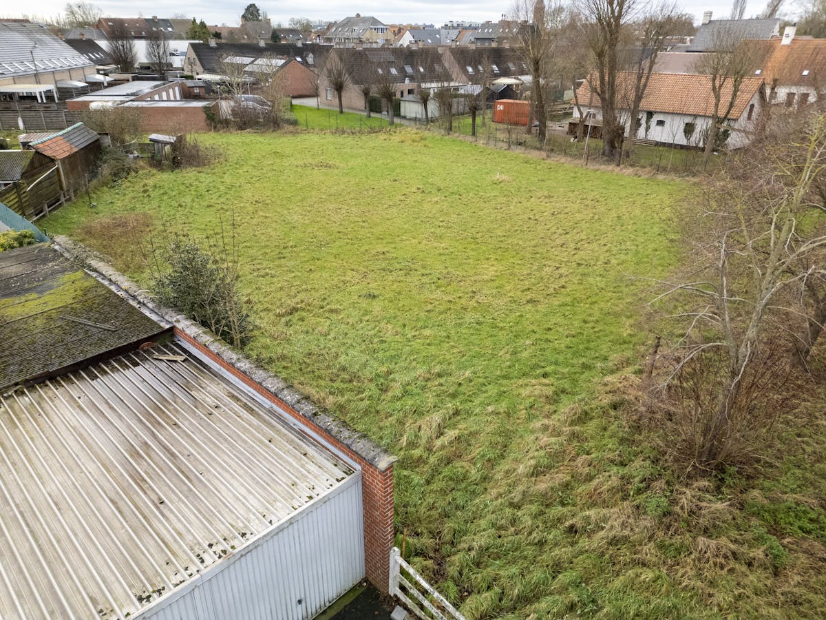 Bouwgrond (2.319 m²) te koop op een centrale locatie te Gullegem - foto 3