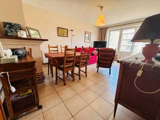 *panoramisch zicht op de zeelijn*vlak bij de Zeedijk en winkelstraat 'de bruisende Zeelaan'*ruime living met terras-functionele ingerichte keuken...