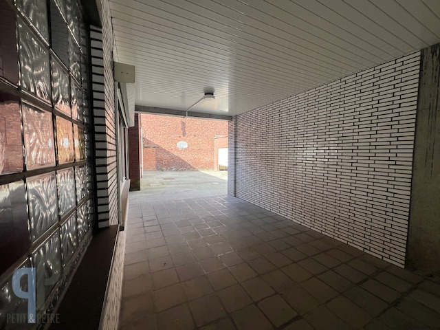 Opbrengsteigendom in hartje Zottegem - foto 4