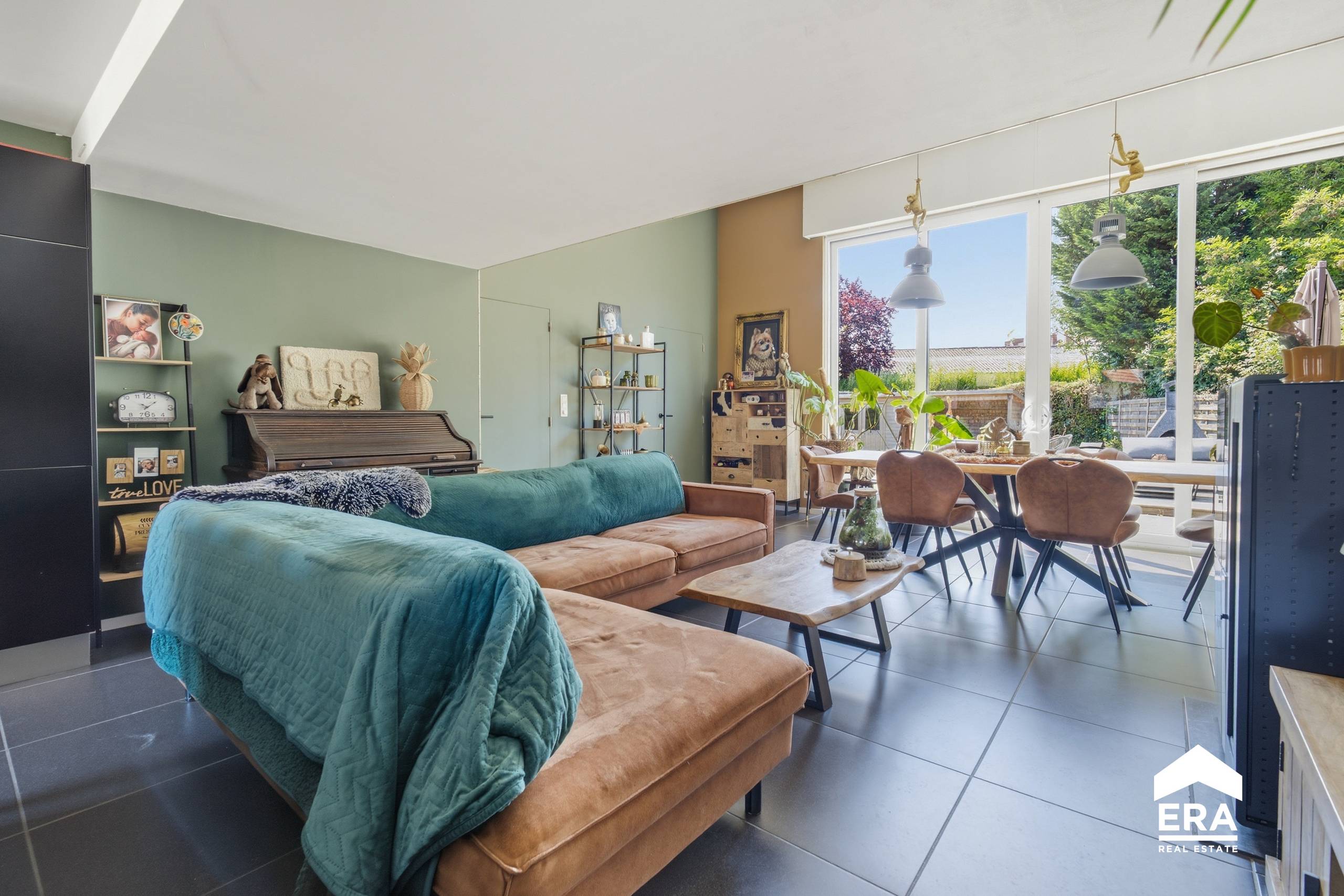 Instapklare woning met zongerichte tuin en garage - foto 4