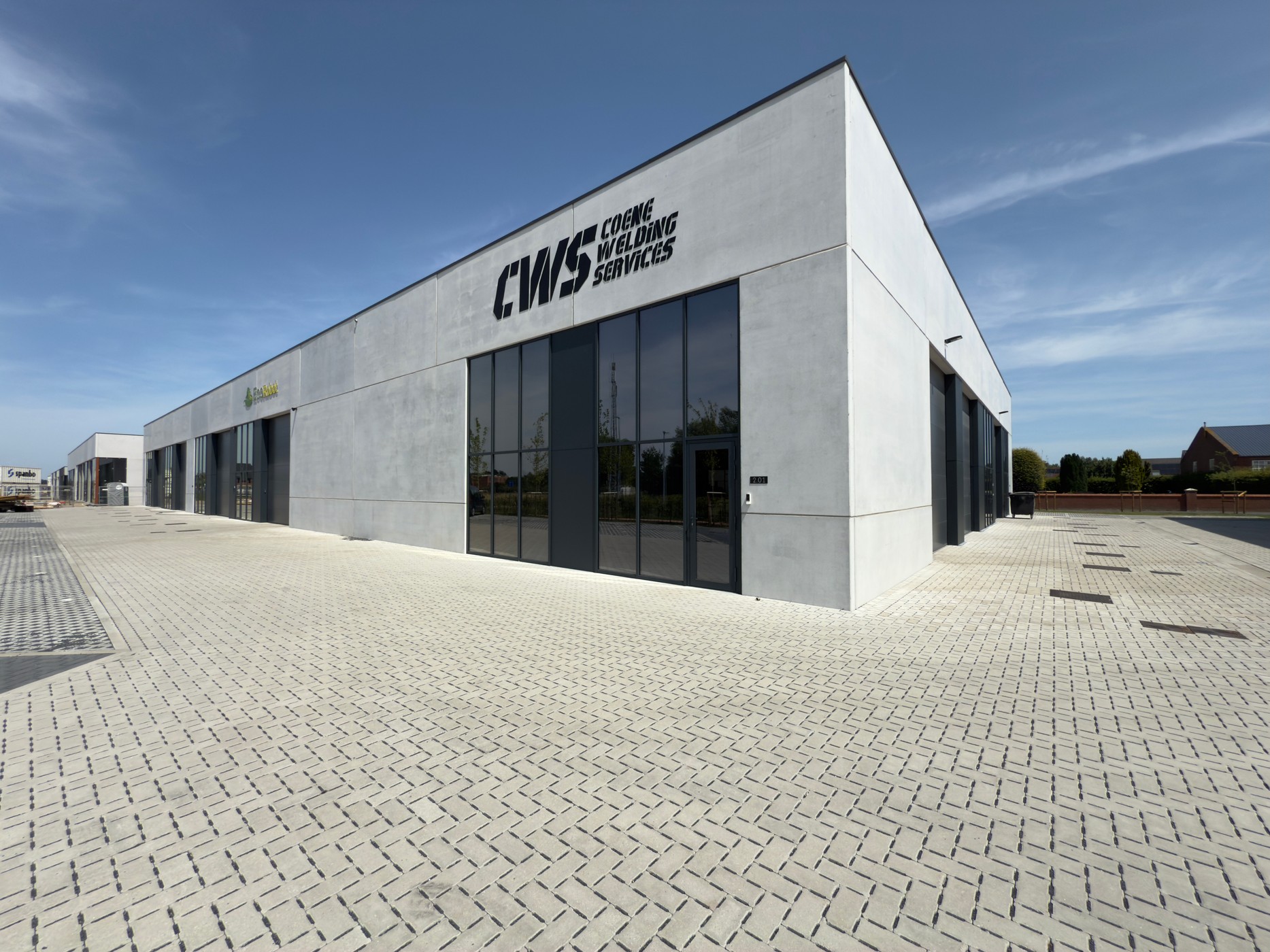 Nieuwbouw KMO Unit 285m² in PARK RIVA te Dentergem - photo 2