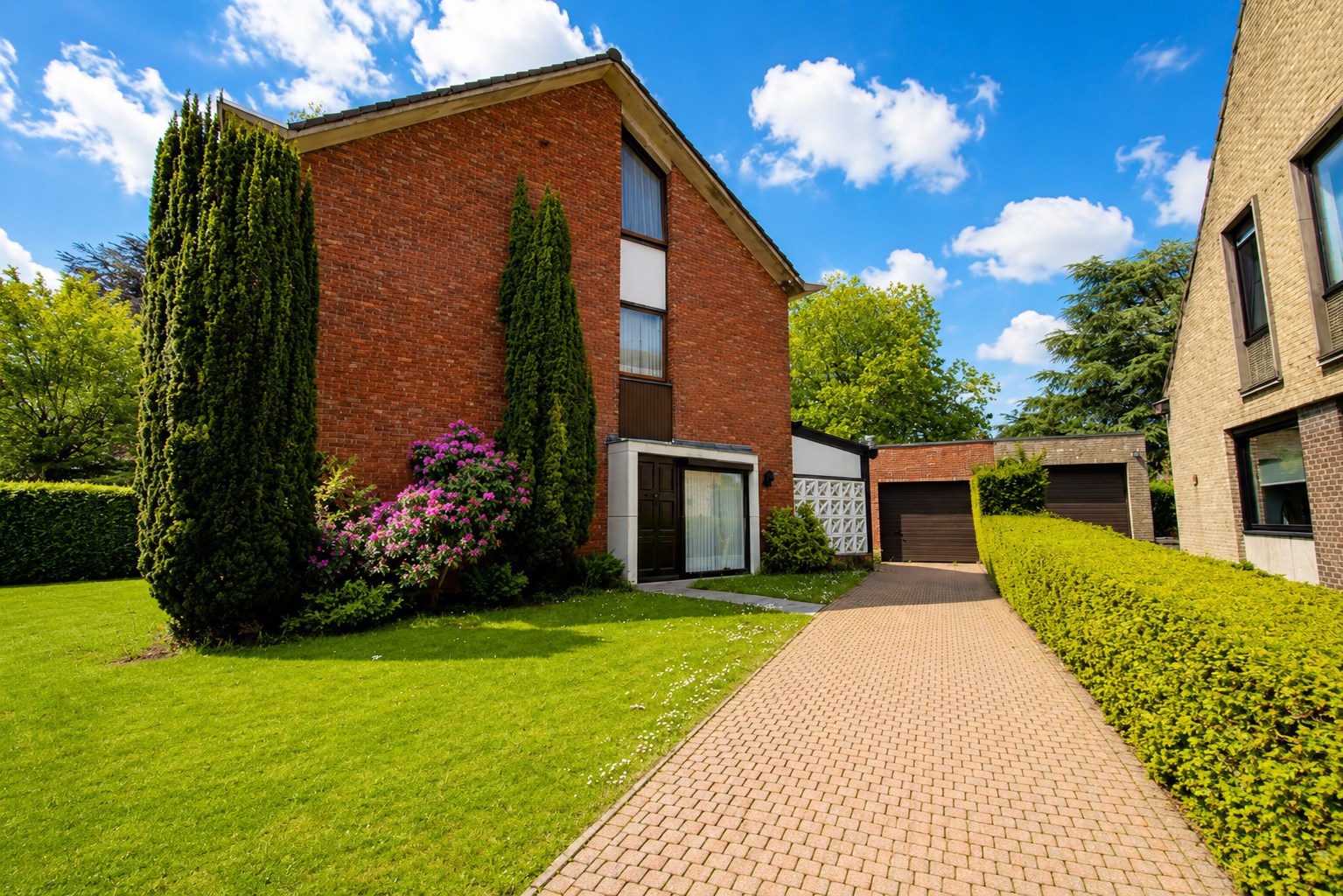 House for sale in Sint-Niklaas with 6 bedrooms - photo 4