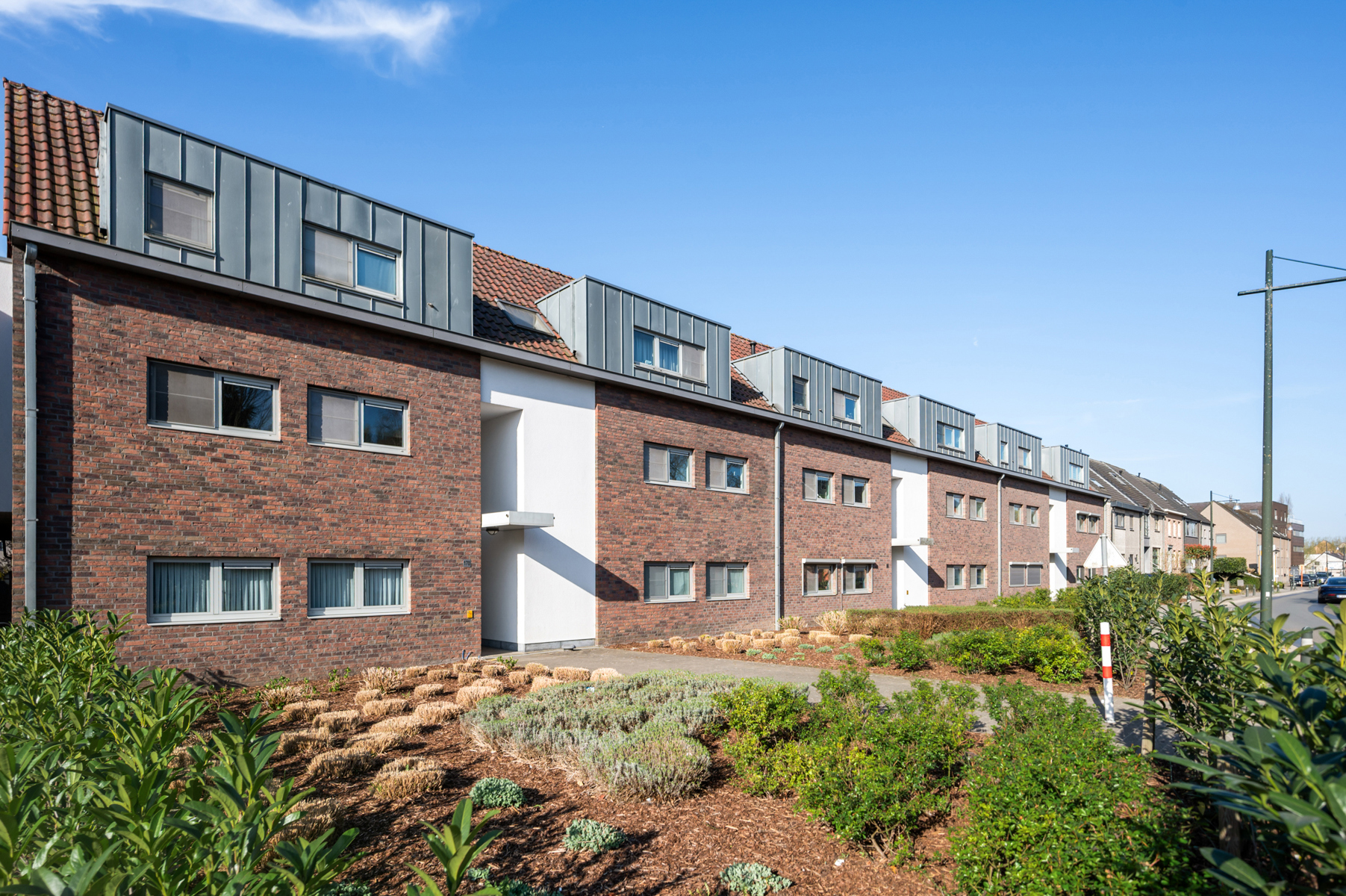 Instapklaar 2slpk app met terras in gebouw met lift. - foto 3