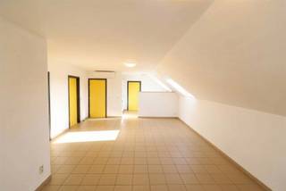 CONDITIONS DE LA LOCATION  Loyer mensuel: 875 €Charges communes   : Provision de 40 €Charges privées         : Electricité, eau, ......État des lieux...