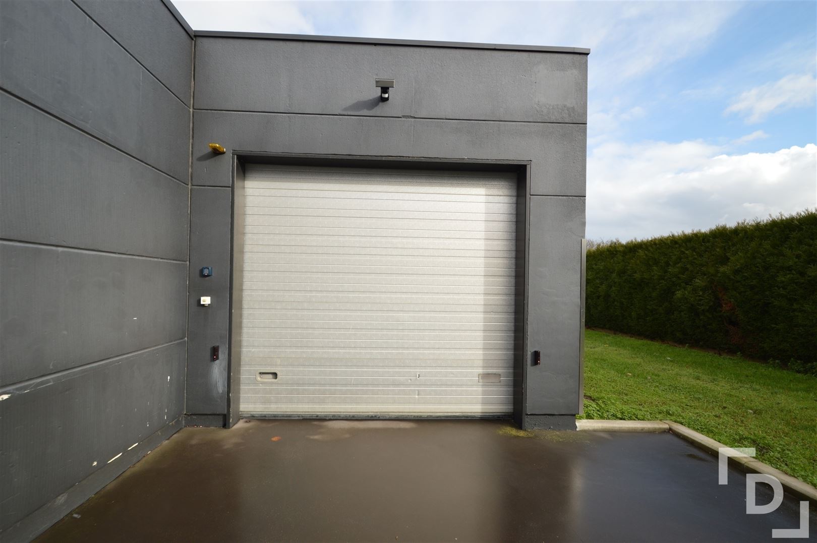 Commercial à louer à Ypres - photo 4