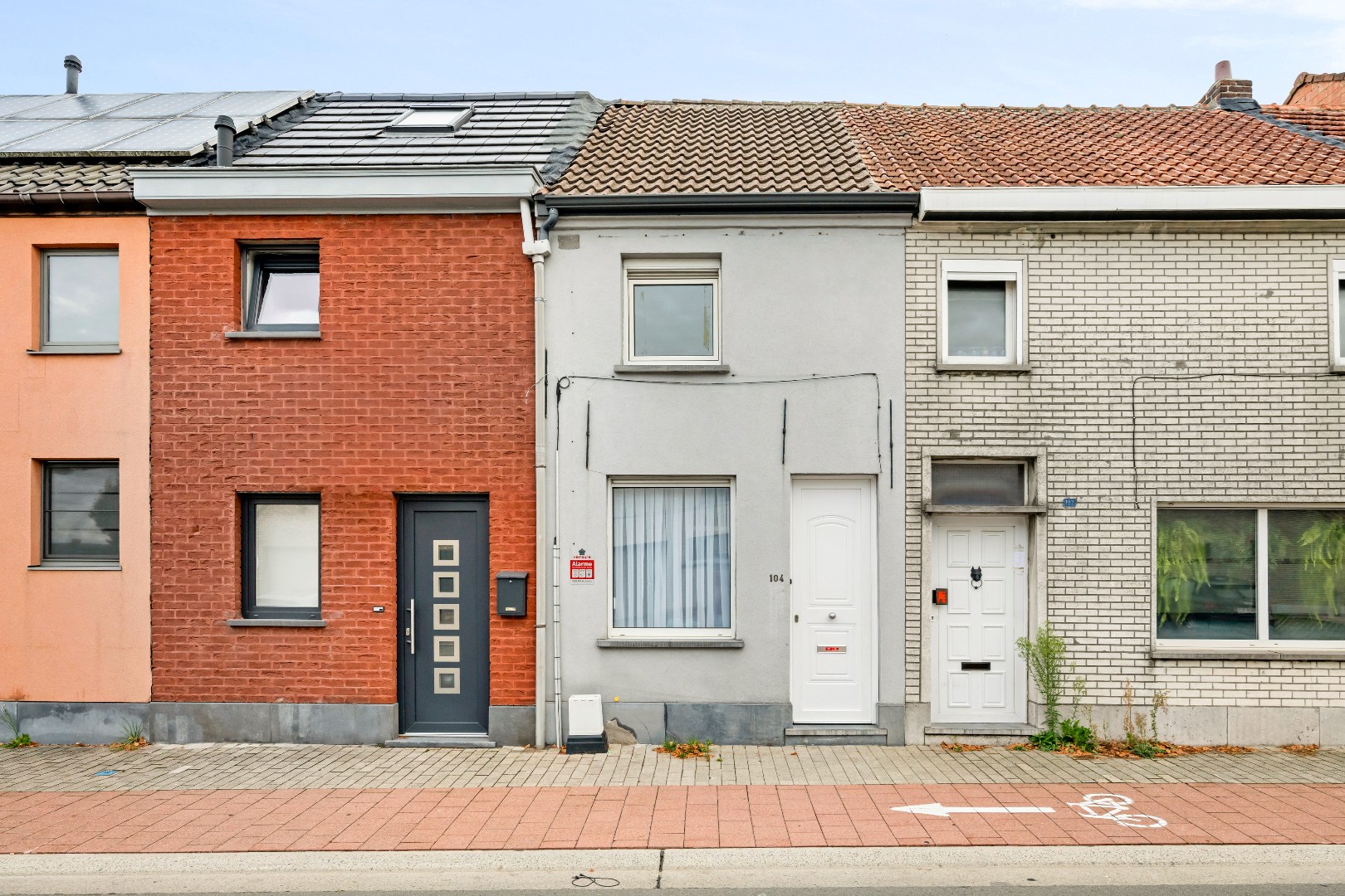 Gerenoveerde woning in centrum Opwijk! - foto 1