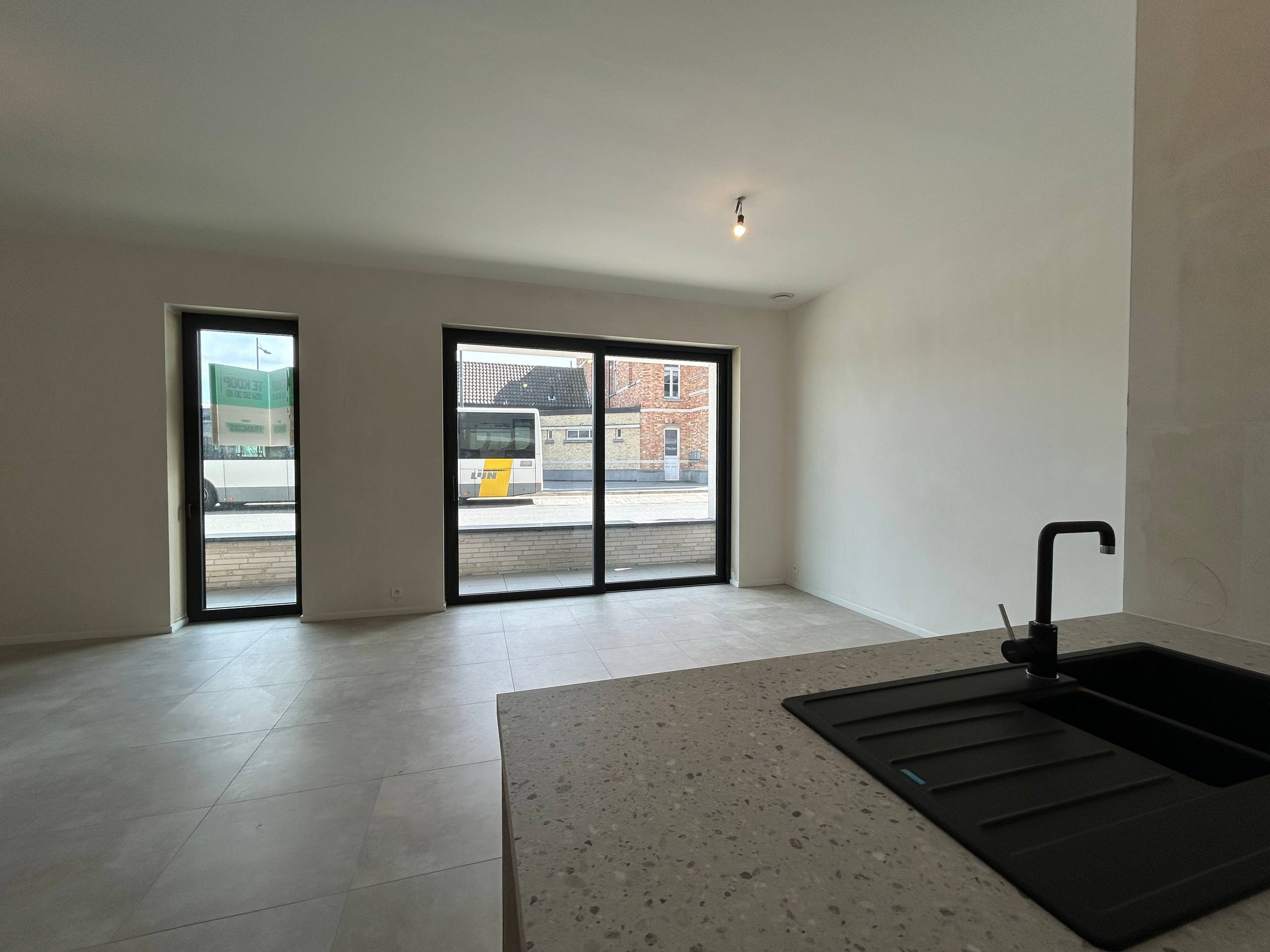 Gelijkvloers nieuwbouwappartement met 2 slaapkamers te koop in Diksmuide - foto 5