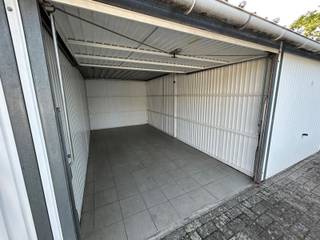 Garage à louer à Alost