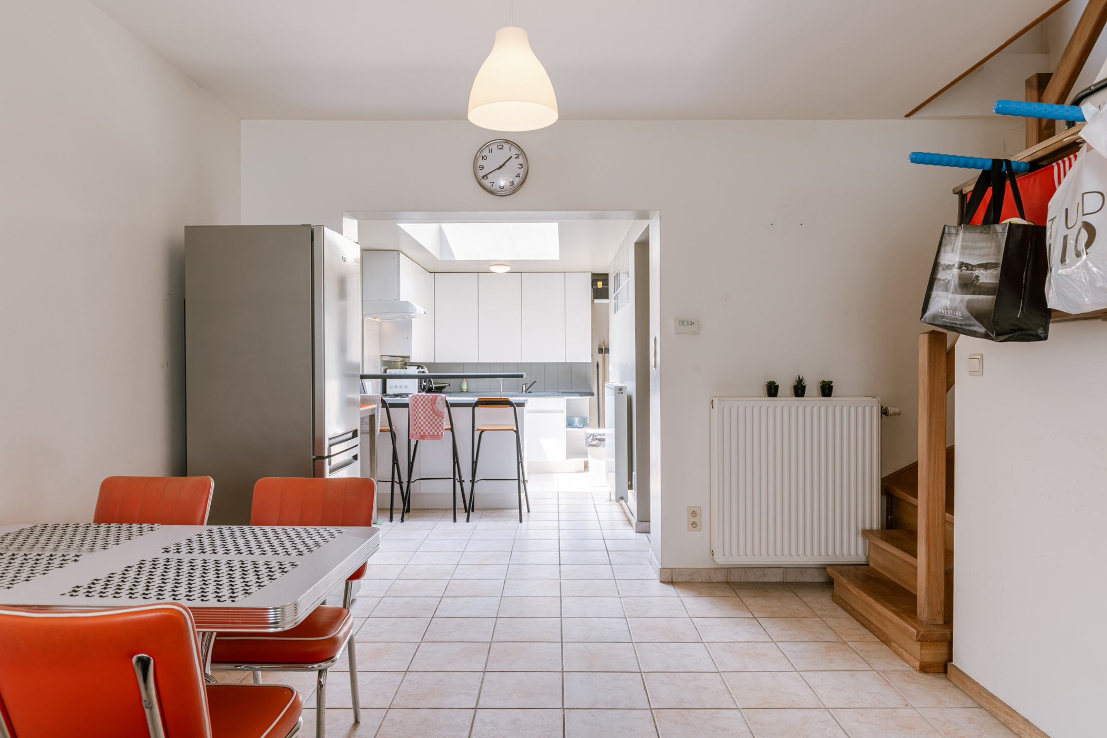 Gezellige woning gelegen op een gunstige locatie nabij het UZ en station Gent-Sint-Pieters. - foto 3