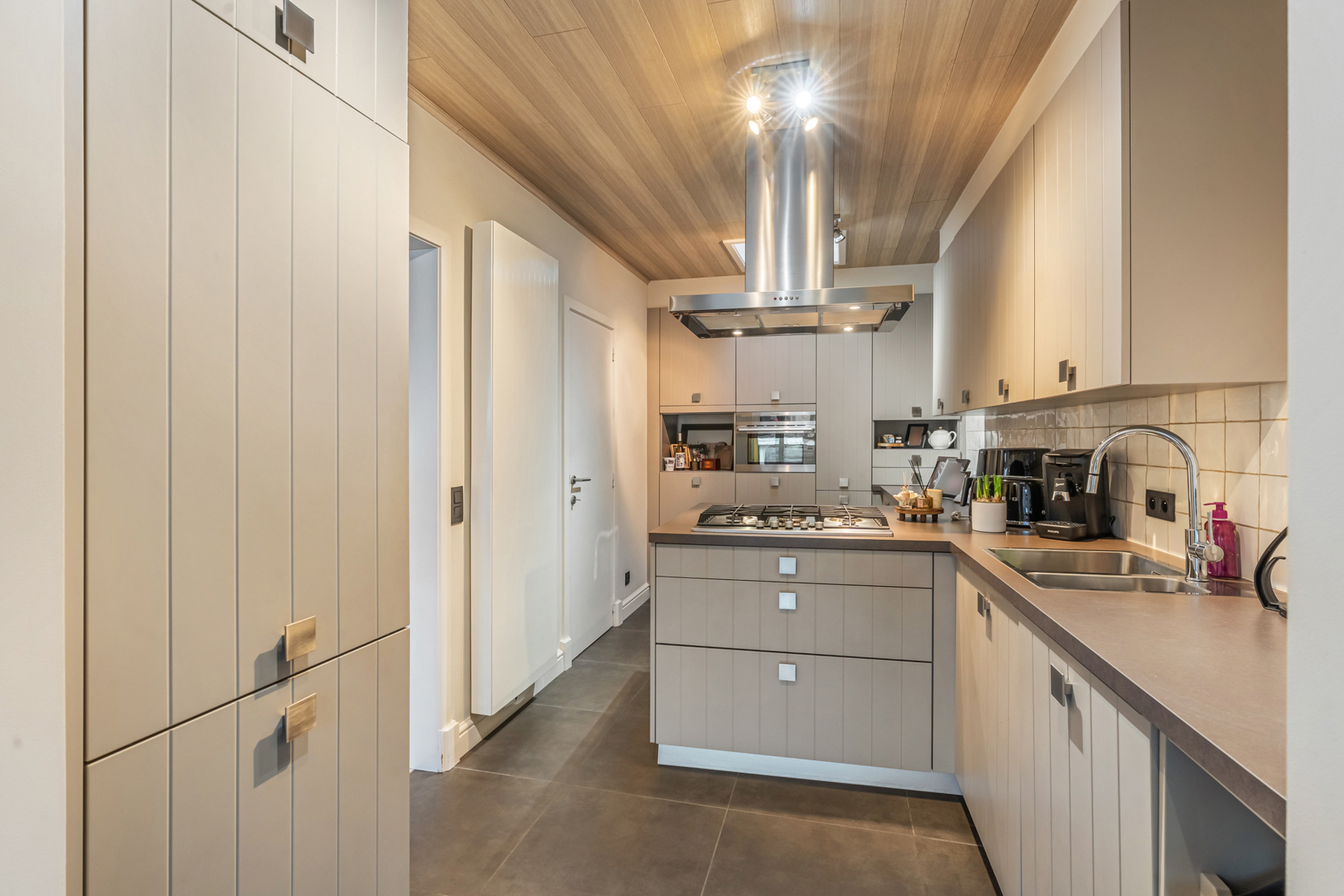 Handelshuis met 3 slpk en tuin op een commerciële TOPlocatie - foto 4