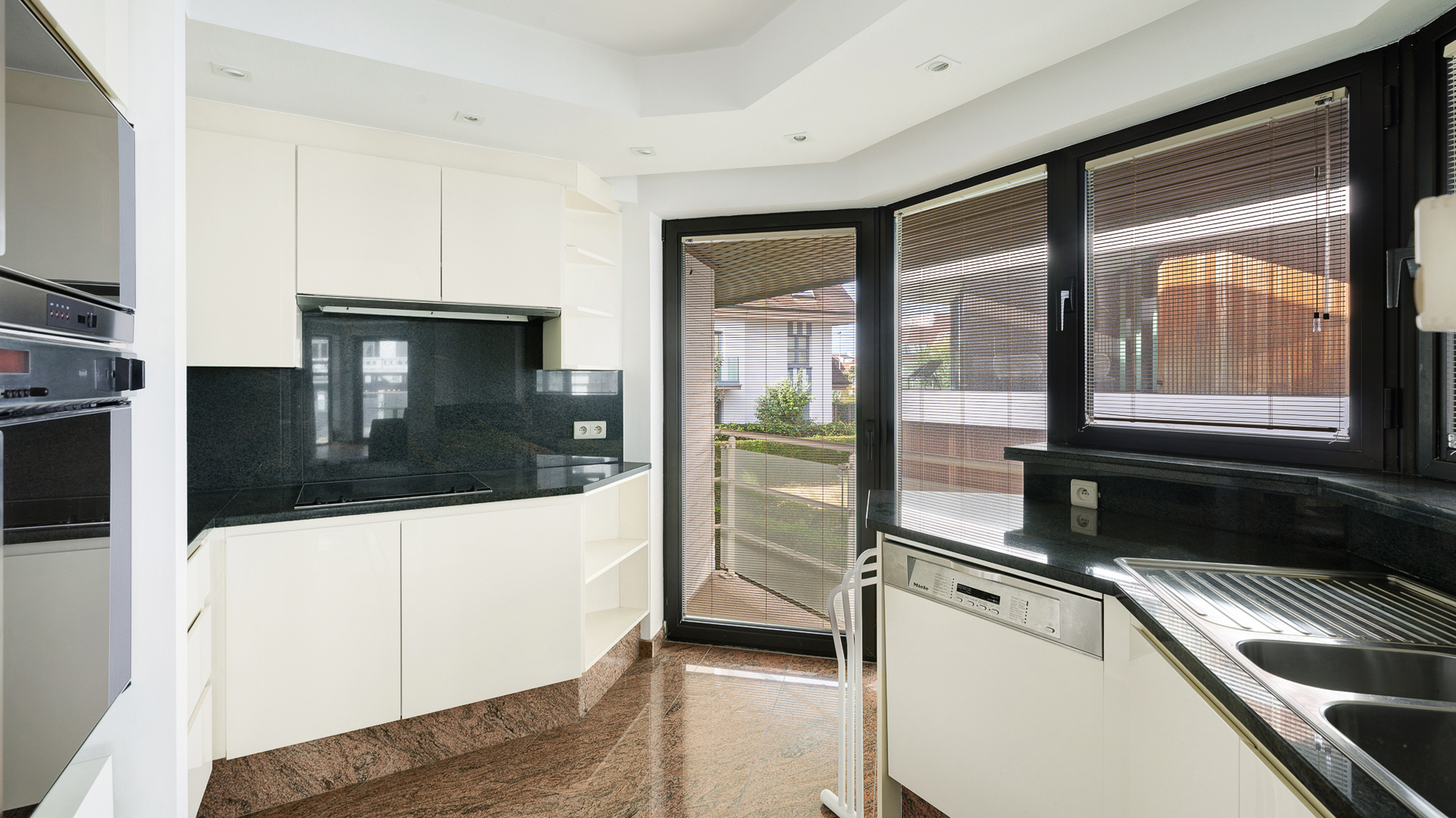 Ruim appartement met zeezicht vlakbij het Albertstrand - foto 3