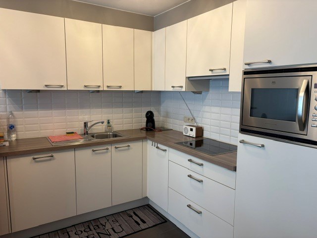 Instapklaar gemeubeld appartement met twee slaapkamers - hartje Oostende!! - foto 5