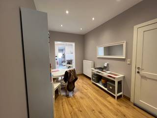 Deze mooie en gezellige woning bevindt zich in het levendige centrum van Zaventem. Net om de hoek van het cultureel centrum De Factorij,...