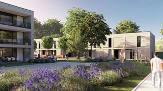 <p><span>Woonproject Pullaire biedt een harmonieuze mix van twaalf appartementen en twaalf woningen, omgeven door een rustgevend groen binnengebied. In Pullaire staat rustig en groen wonen centraal, met het gezellige Ruisbroek binnen handbereik en door een gunstige ligging aan de grotere verbindingswegen, staat u via A12 en N16 zo in Mechelen, Antwerpen of Brussel. Door het gebruik van duurzame technieken heeft elke woonunit een E-peil dat minder of gelijk is aan E10.</span></p><p><span> </span></p><p><span>Appartement 07 / 1.03, gelegen op de eerste verdieping (94,03m²)</span><span> met zuid-gericht terras van 12m², voorzien van een inkomhal, wc, wasplaats, badkamer met wastafel en douche, 2 slaapkamers (4,05m x 3,19m; 4,05m x 2,3m), leefruimte (5,47m x 4,52m), keuken (4,44m x 2,7m) aansluitend op terras en zicht op groen binnengebied. Kies je gepersonaliseerde afwerking volgens de ruime budgetten in het lastenboek.</span></p><p><span> </span></p><p><span>De ondergrondse parkeerplaatsen voor je wagen en fietsen, zorgen voor een autovrij woonerf, waar bewoners in alle rust kunnen vertoeven.</span></p><p><span> </span></p><p><span> </span></p>