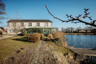 Op een uitstekende locatie in een groene omgeving te Mechelen, bevindt zich dit prachtige hotelcomplex met een oppervlakte van 1820 m² op een...