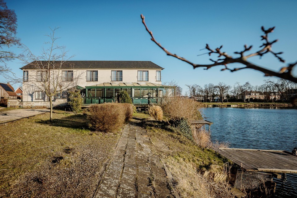 Hotelcomplex op een perceel van 58.835 m² - foto 3