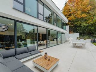 Deze prachtige architectenvilla van ± 313 m² ligt vlakbij het centrum van Waver, dicht bij de grote verkeersaders en alle voorzieningen, en geniet...