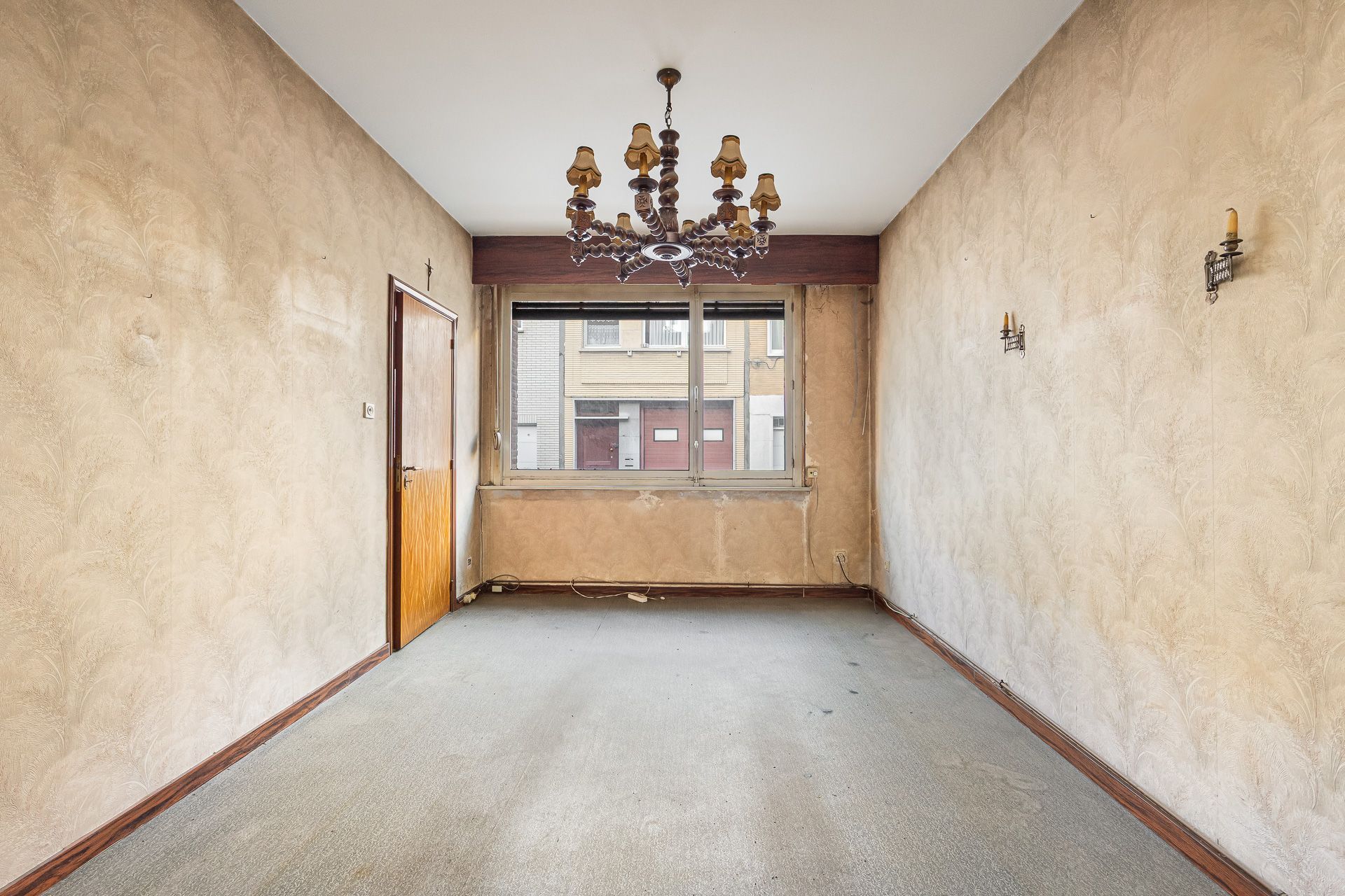 Te renoveren eengezinswoning met 2 slaapkamers en stadstuin - foto 4