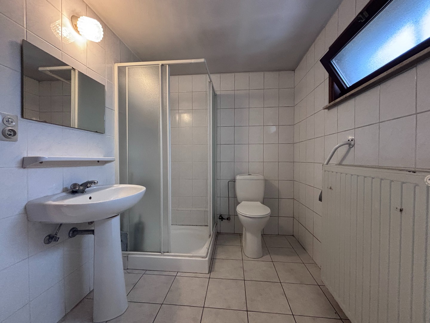 Te renoveren villa te koop op ruimtelijk perceel van 1080 m² in het hart van Koksijde! - foto 5