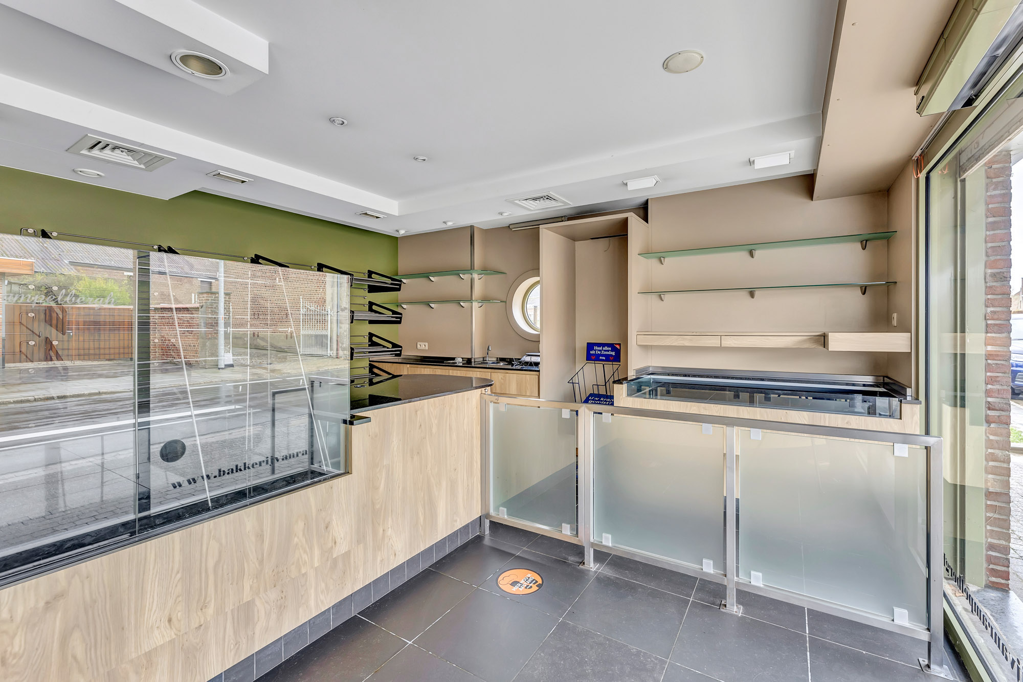 Commercial for sale in Denderleeuw with 3 bedrooms - photo 3