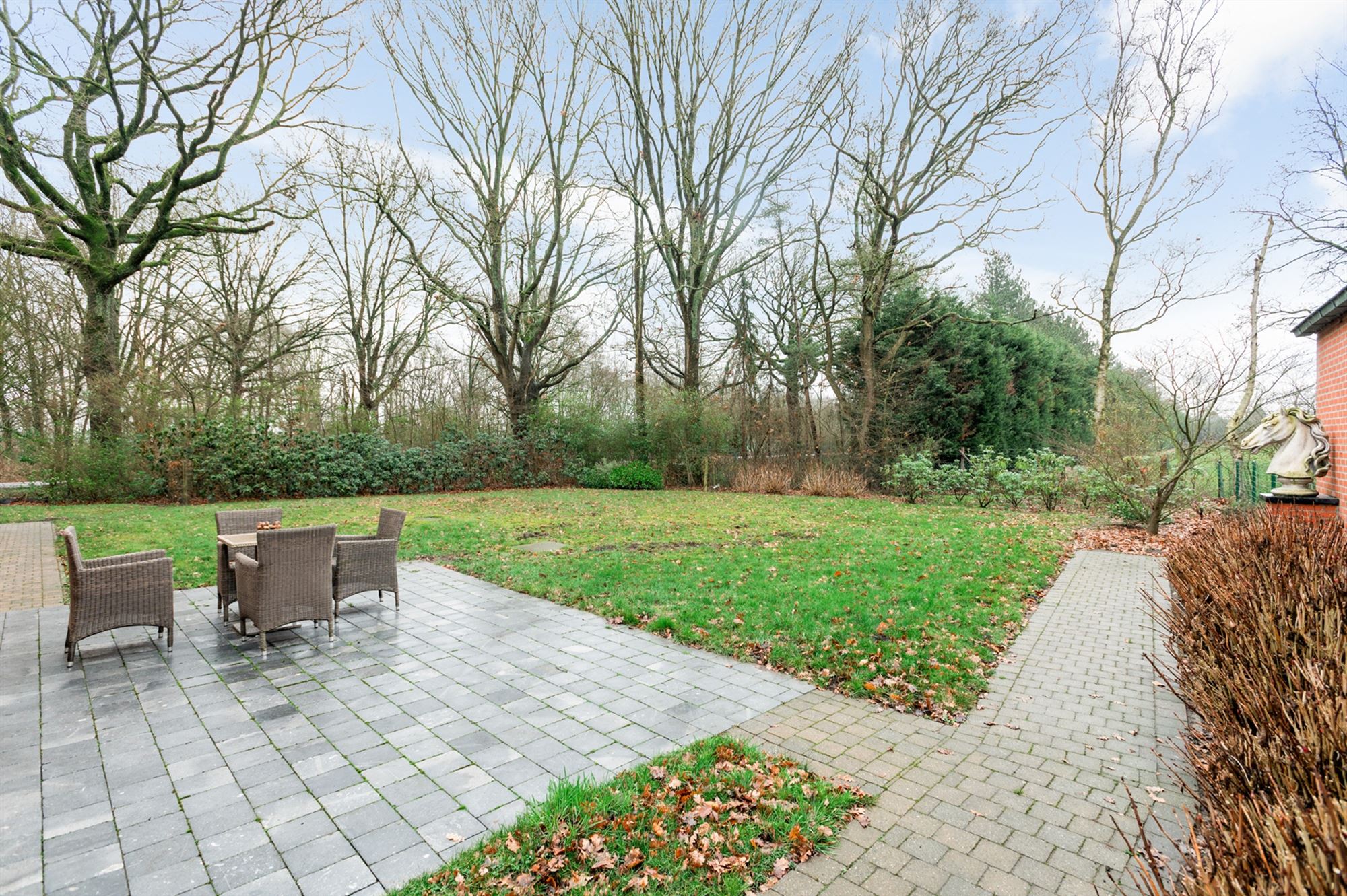 Woonboerderij met diverse schuren op ca 9 Ha - foto 5