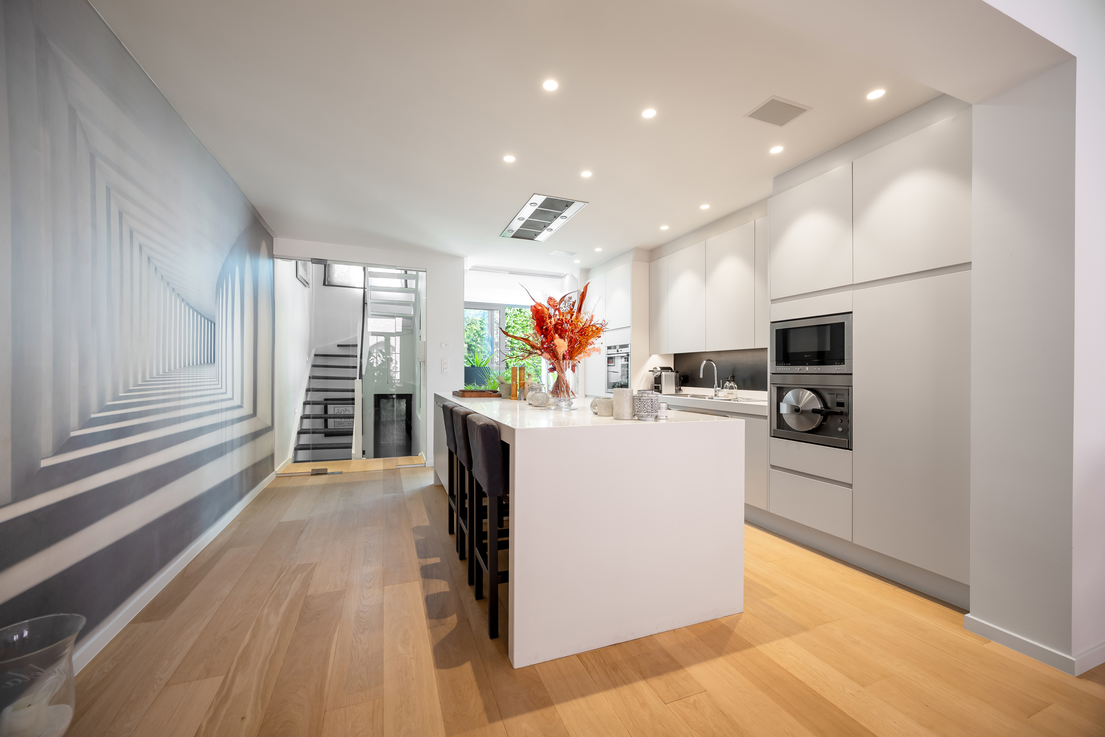 Gekoppelde herenwoningen op toplocatie in de stad ! - foto 4