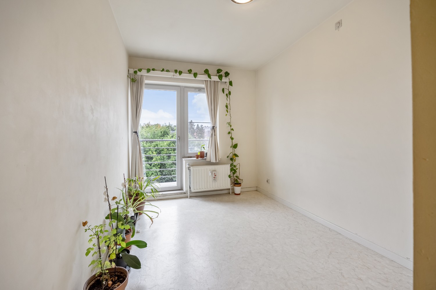 Ruim appartement op top locatie met 3 slaapkamers en terras vlak bij Hasselt centrum. - foto 4