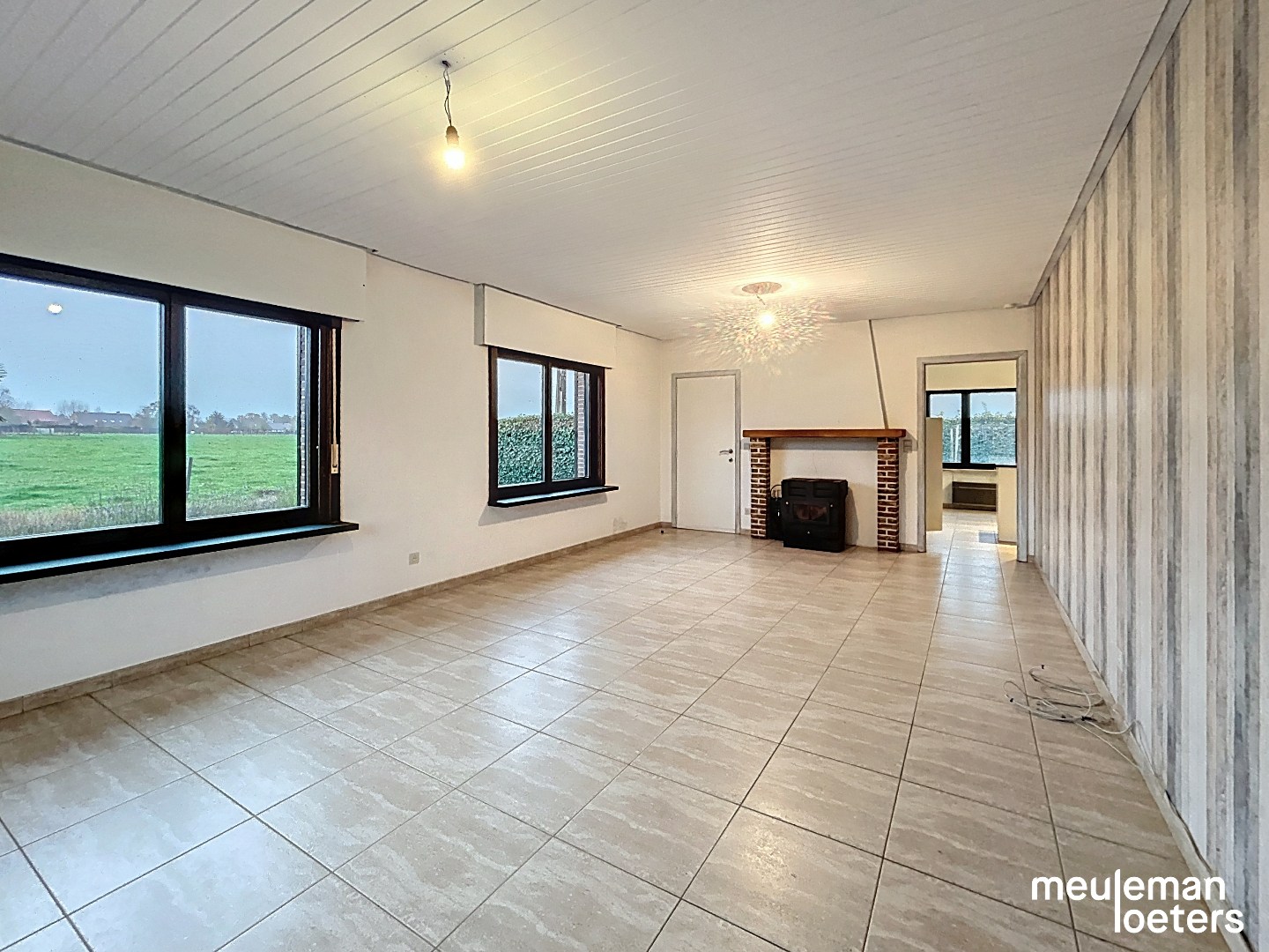 Rustig gelegen woning met garage - foto 2