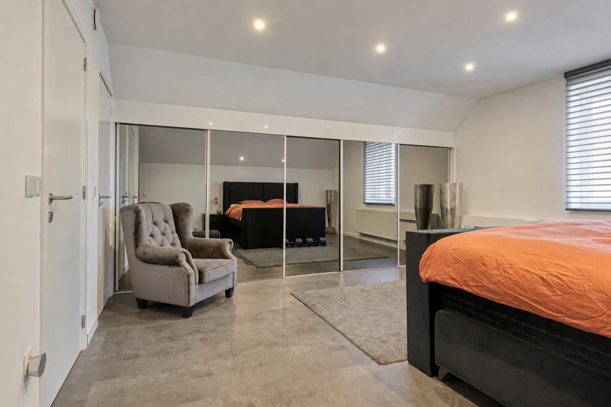 Instapklare woning uit 2019 — 210 m² bewoonbaar, 4 slpk, centrum Essen - foto 5