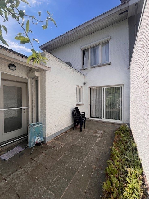 Maison à vendre à Saint-Nicolas avec 4 chambres - photo 3