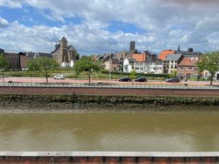 Mechelen: Appartement met zicht op de Dijle te huurWonen met uitzicht op het water én genieten van hedendaags comfort?Dit volledig gerenoveerde...